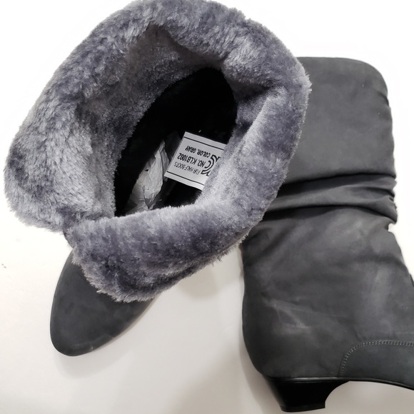 ⤵️⤵️New Gray Suede Furry Lining Winter Ankle Boots - Picture 1 of 3